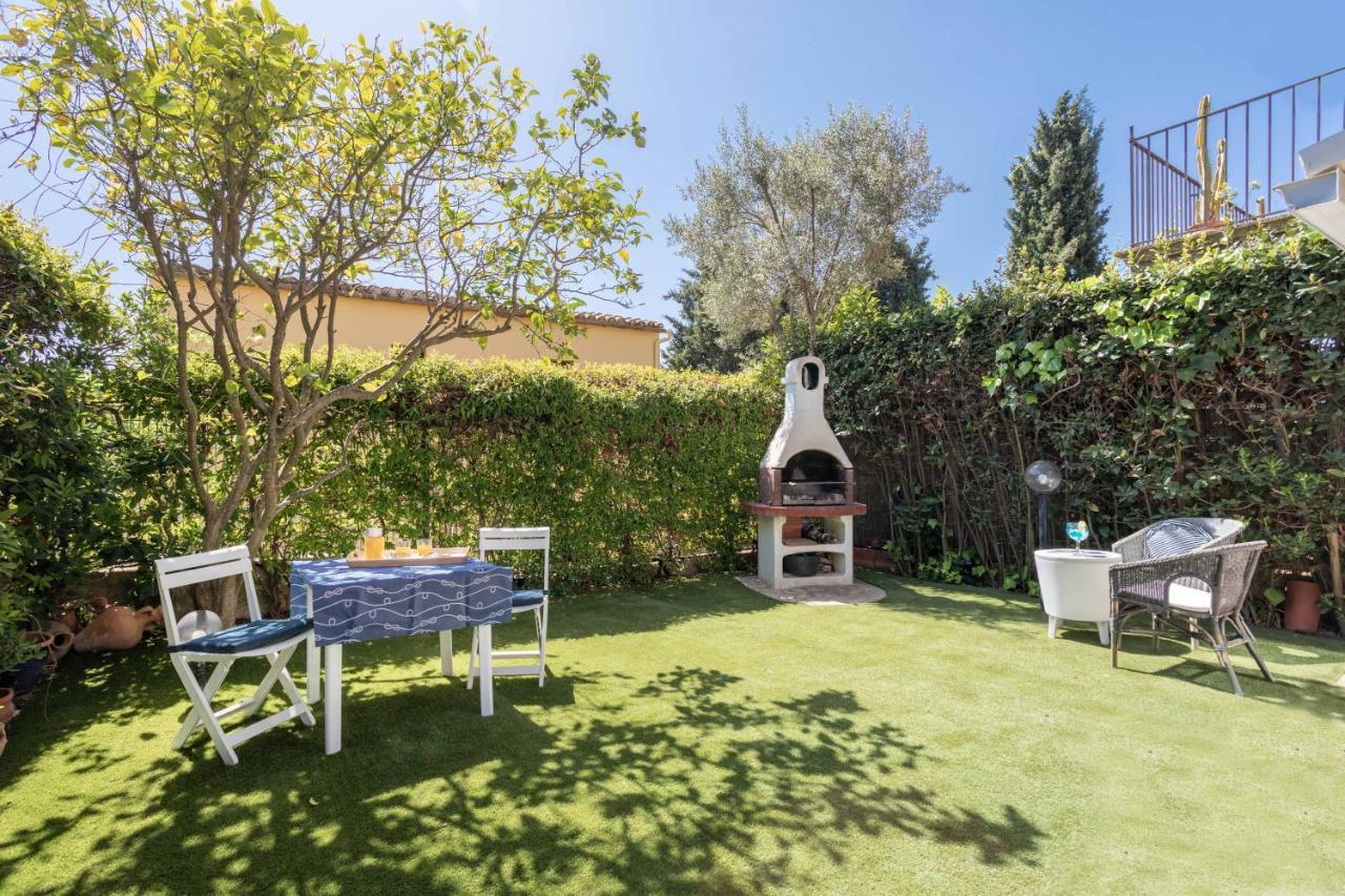 Bonita Casa Adosada Con Jardin Privado Y Piscina Comunitaria カレリャ・デ・パラフルジェリ エクステリア 写真